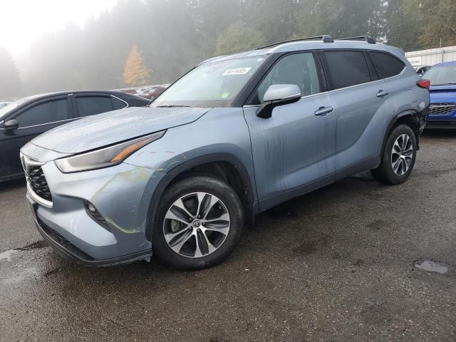 TOYOTA HIGHLANDER 2022 with VIN 5TDHZRBH7NS199648 - Photo from auction