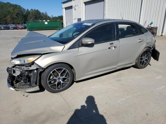 FORD FOCUS SE 2016 with VIN 1FADP3F20GL401697 - Photo from auction