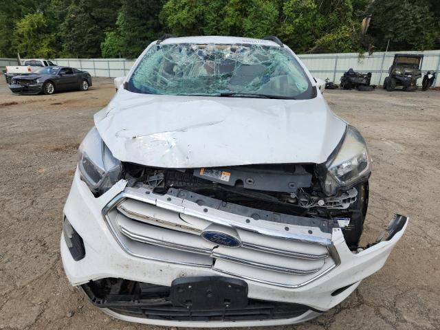 Photo 5 from auction – 2018 FORD ESCAPE SE with VIN 1FMCU0G96JUC63685
