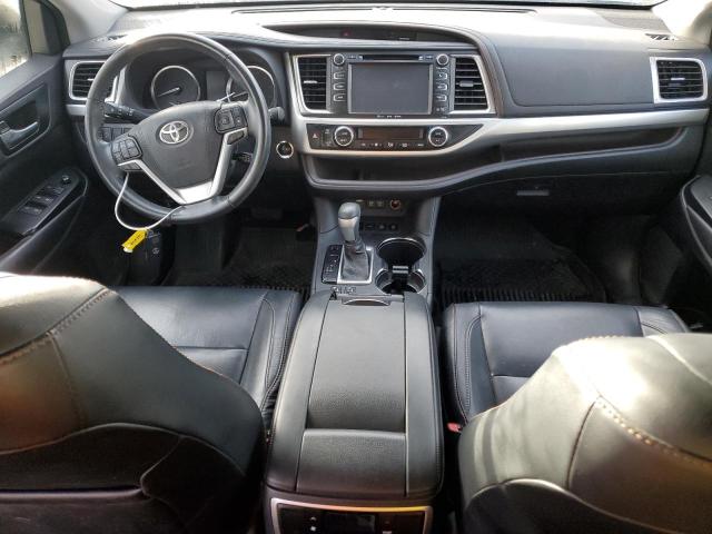 Photo 8 from auction – 2018 TOYOTA HIGHLANDER with VIN 5TDJZRFH2JS542422
