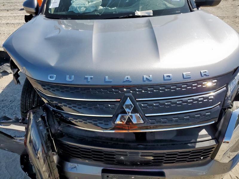Photo 11 from auction – 2022 MITSUBISHI OUTLANDER with VIN JA4J3VA88NZ060022