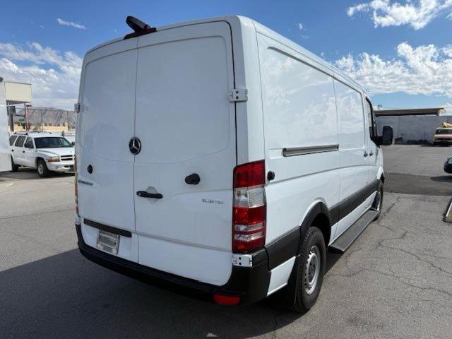 Photo 4 from auction – 2012 MERCEDES-BENZ SPRINTER 2 with VIN WD3PE7CC8C5618599