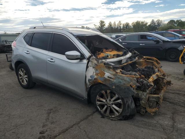 Photo 4 from auction – 2015 NISSAN ROGUE S with VIN KNMAT2MV0FP562641