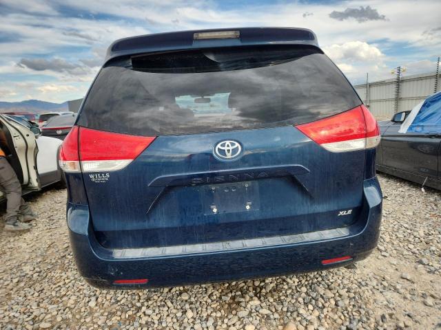 Photo 6 from auction – 2011 TOYOTA SIENNA XLE with VIN 5TDYK3DC4BS053562