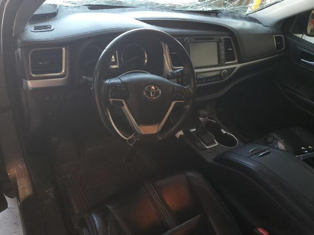 Photo 8 from auction – 2018 TOYOTA HIGHLANDER with VIN 5TDJZRFH8JS544787