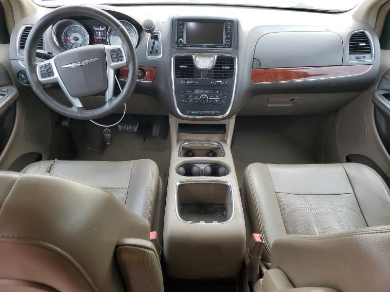 Photo 8 from auction – 2013 CHRYSLER TOWN & COU with VIN 2C4RC1CG7DR595342