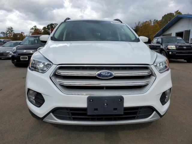 Photo 5 from auction – 2018 FORD ESCAPE SE with VIN 1FMCU9GD0JUD53102