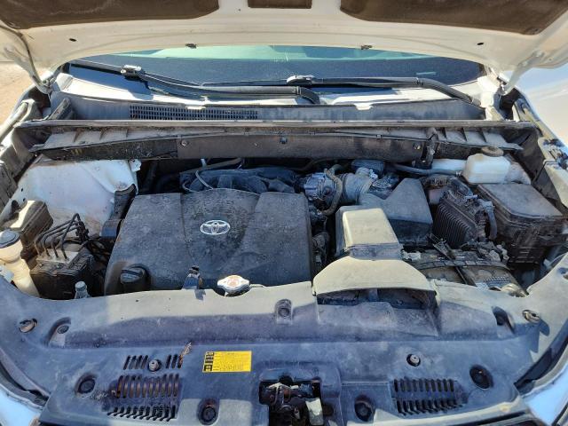 Photo 12 from auction – 2019 TOYOTA HIGHLANDER with VIN 5TDKZRFH5KS338235