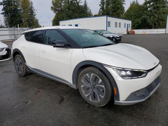 Photo 4 from auction – 2023 KIA EV6 LIGHT with VIN KNDC34LB1P5158336