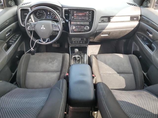 Photo 8 from auction – 2018 MITSUBISHI OUTLANDER with VIN JA4AD3A38JZ034231