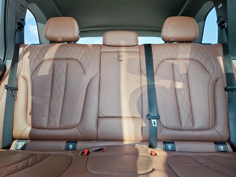 Photo 10 from auction – 2020 BMW X5 M50I with VIN 5UXJU4C02LLE45596