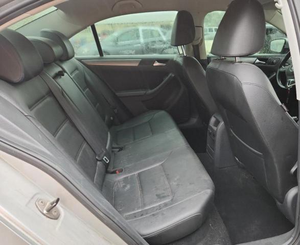 Photo 10 from auction – 2014 VOLKSWAGEN JETTA TDI with VIN 3VWLL7AJ8EM421003