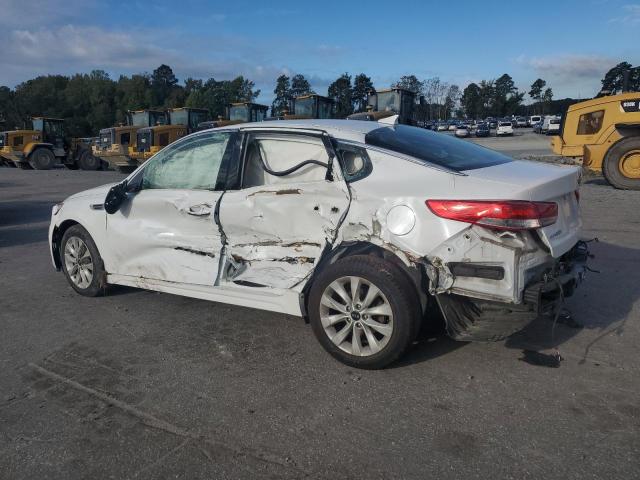 Фото 2 с аукциона – 2018 KIA OPTIMA с VIN 5XXGU4L35JG237888