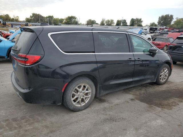 Photo 3 from auction – 2023 CHRYSLER PACIFICA TOURING L with VIN 2C4RC1BG6PR605638