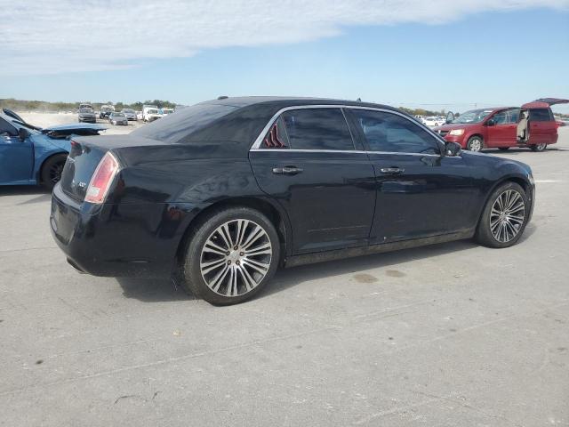 Photo 3 from auction – 2013 CHRYSLER 300 S with VIN 2C3CCABT2DH587003