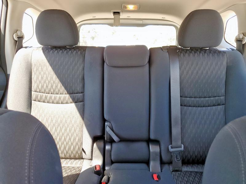 Photo 10 from auction – 2017 NISSAN ROGUE S with VIN 5N1AT2MT1HC745258