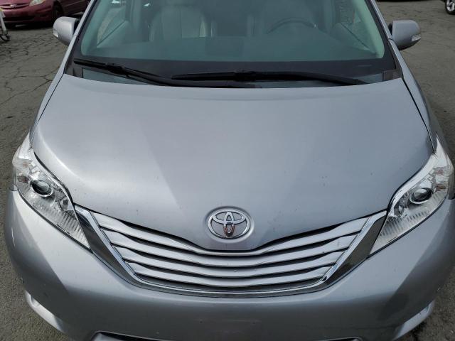 Photo 12 from auction – 2013 TOYOTA SIENNA XLE with VIN 5TDDK3DC5DS066564