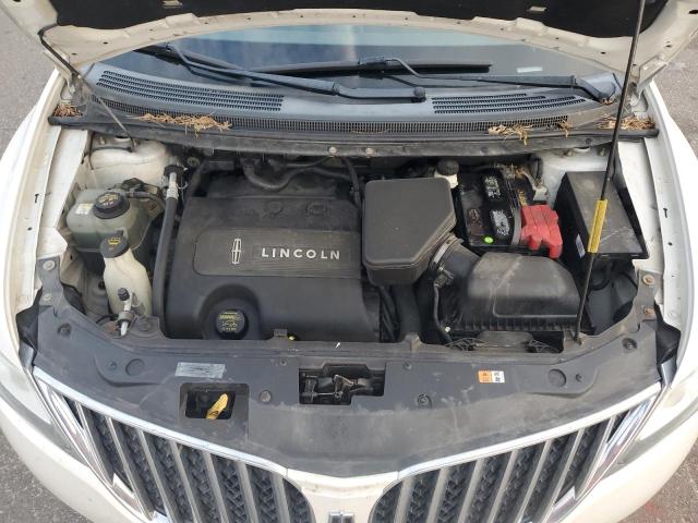 Photo 12 from auction – 2011 LINCOLN MKX with VIN 2LMDJ8JK4BBJ01864