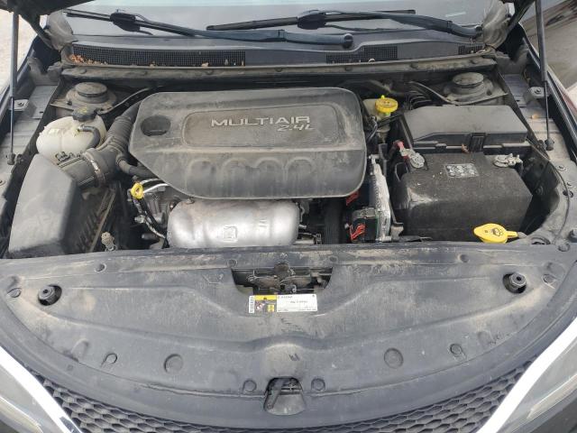 Photo 11 from auction – 2016 CHRYSLER 200 LIMITE with VIN 1C3CCCAB4GN165752