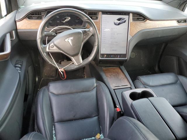 Photo 8 from auction – 2020 TESLA MODEL X with VIN 5YJXCAE28LF235645