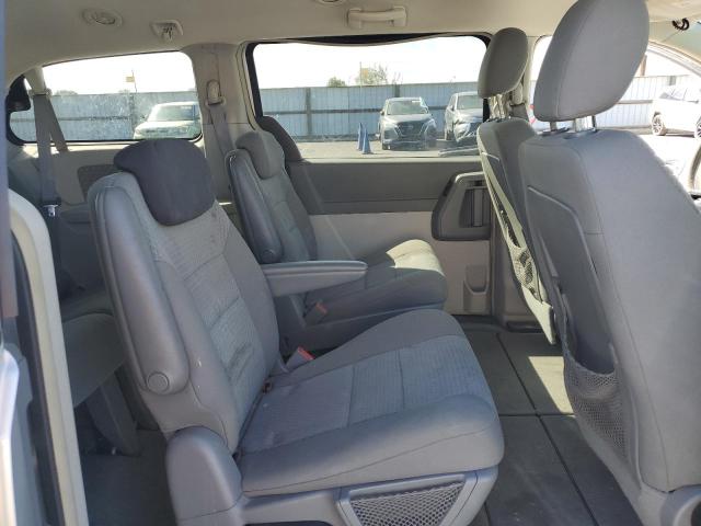Photo 11 from auction – 2010 CHRYSLER TOWN & COU with VIN 2A4RR5D19AR212863