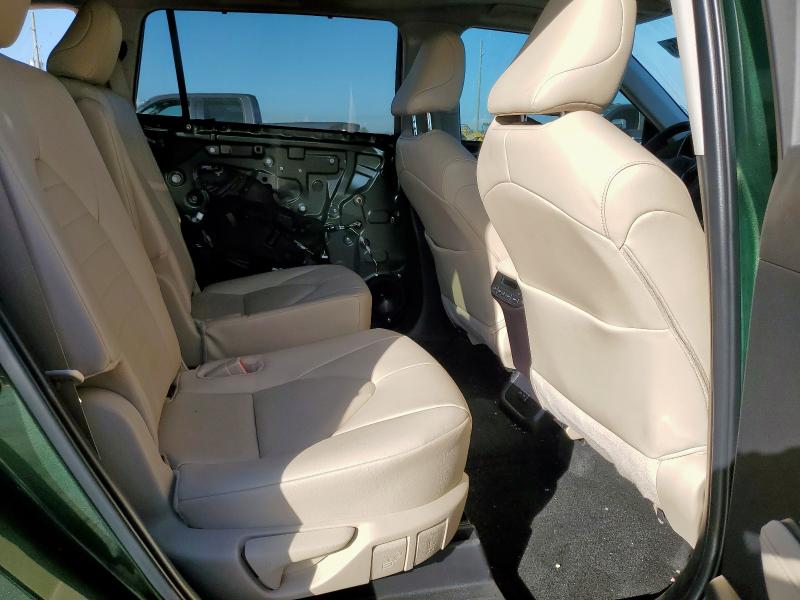 Photo 10 from auction – 2024 TOYOTA HIGHLANDER with VIN 5TDKDRAH4RS529130