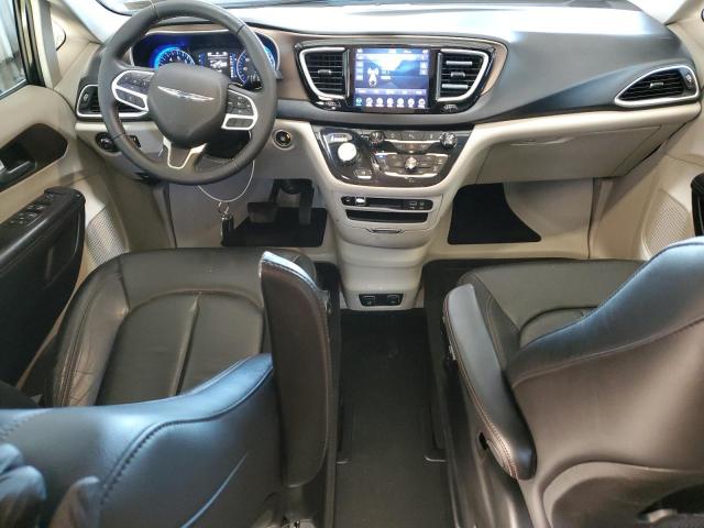 Photo 8 from auction – 2018 CHRYSLER PACIFICA T with VIN 2C4RC1BG8JR136303