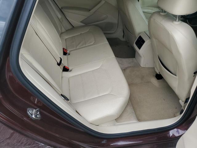Photo 10 from auction – 2013 VOLKSWAGEN PASSAT SE with VIN 1VWBP7A32DC009581