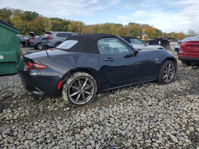 Photo 3 from auction – 2023 MAZDA MX-5 MIATA with VIN JM1NDAD77P0552225