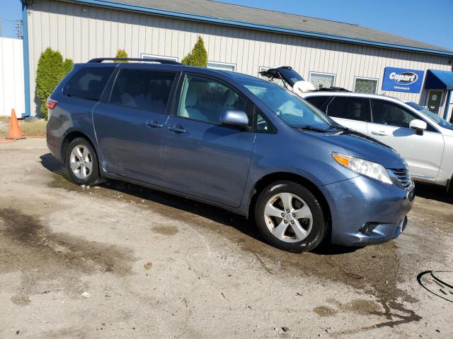 Photo 4 from auction – 2017 TOYOTA SIENNA LE with VIN 5TDKZ3DC0HS848666