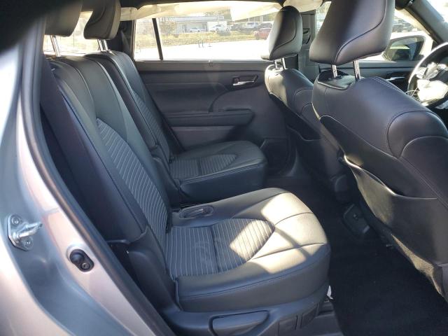 Photo 11 from auction – 2021 TOYOTA HIGHLANDER with VIN 5TDLZRBH7MS088736