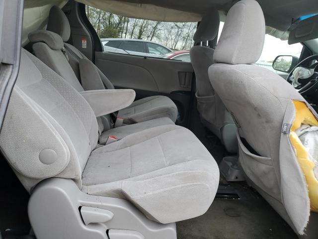 Photo 11 from auction – 2015 TOYOTA SIENNA LE with VIN 5TDKK3DC1FS531447