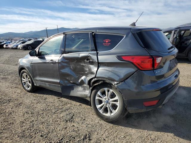 Photo 2 from auction – 2019 FORD ESCAPE SE with VIN 1FMCU9GD7KUA21708