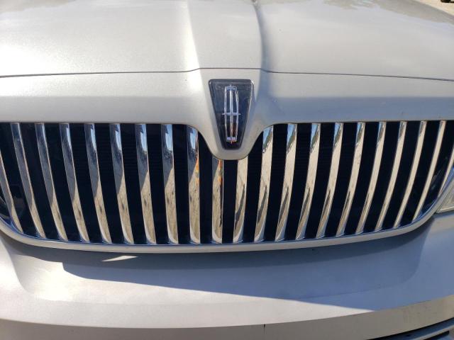 Photo 12 from auction – 2006 LINCOLN NAVIGATOR with VIN 5LMFU28546LJ24959