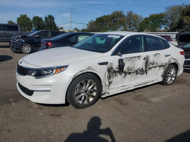 KIA OPTIMA LX 2018 with VIN 5XXGT4L39JG263302 - Photo from auction