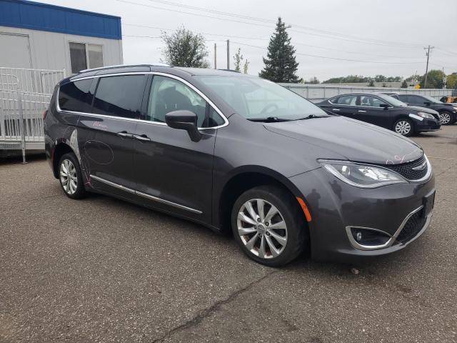 Photo 4 from auction – 2018 CHRYSLER PACIFICA T with VIN 2C4RC1BG7JR279727