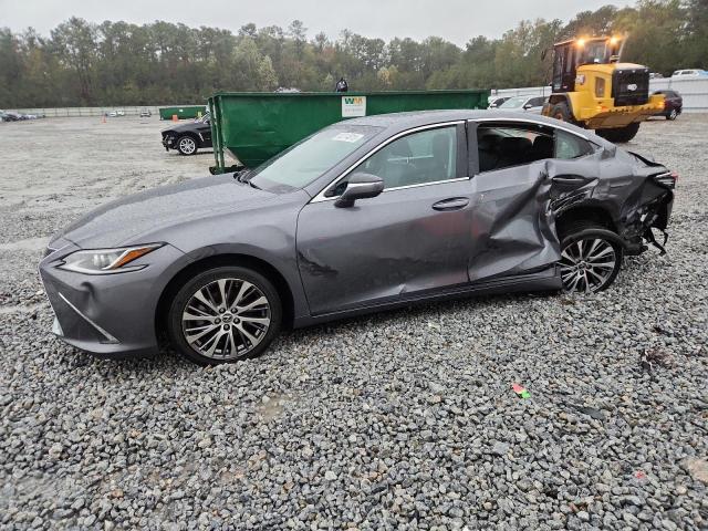 2020 Lexus ES