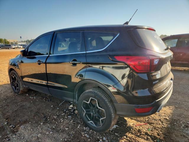 Photo 2 from auction – 2019 FORD ESCAPE SE with VIN 1FMCU0GD0KUB74796