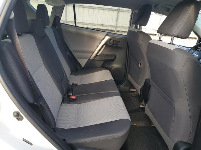 Photo 11 from auction – 2013 TOYOTA RAV4 LE with VIN JTMZFREV4DD002489