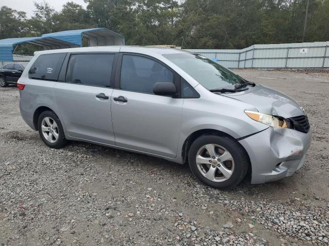 Photo 4 from auction – 2015 TOYOTA SIENNA with VIN 5TDZK3DCXFS655053