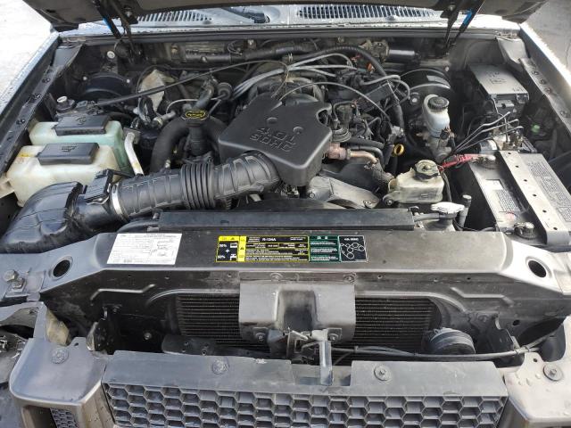 Photo 11 from auction – 2005 FORD EXPLORER S with VIN 1FMZU77K15UA13234