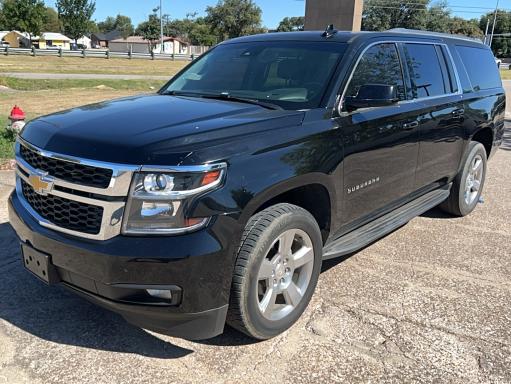 Photo 2 from auction – 2017 CHEVROLET SUBURBAN C with VIN 1GNSCHKC8HR248078