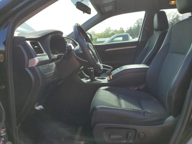 Photo 7 from auction – 2016 TOYOTA HIGHLANDER with VIN 5TDZKRFH1GS162536
