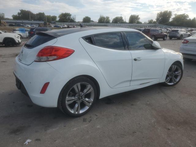 Photo 3 from auction – 2012 HYUNDAI VELOSTER with VIN KMHTC6AD8CU026685