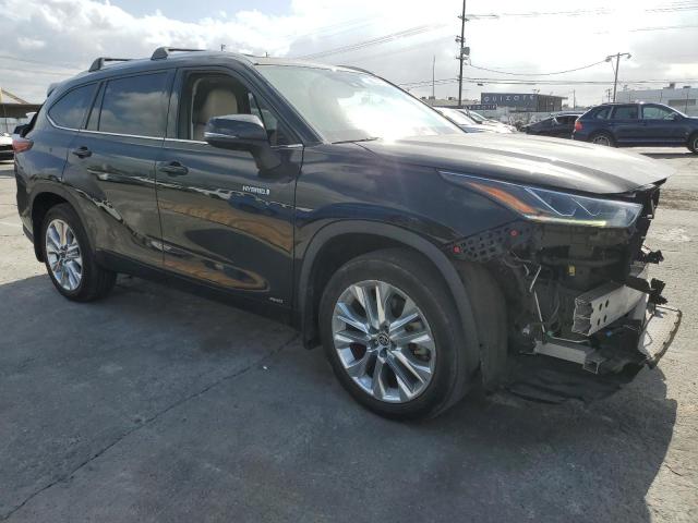 Photo 4 from auction – 2021 TOYOTA HIGHLANDER with VIN 5TDDBRCH6MS023450