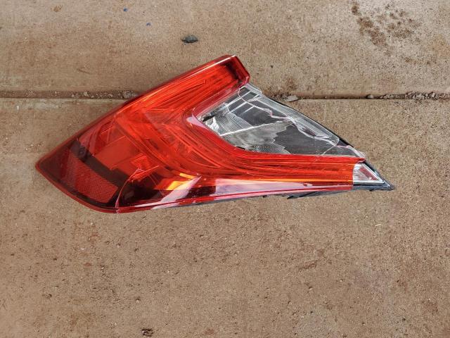 Photo 12 from auction – 2016 HONDA CIVIC TOUR with VIN 19XFC1F94GE035977