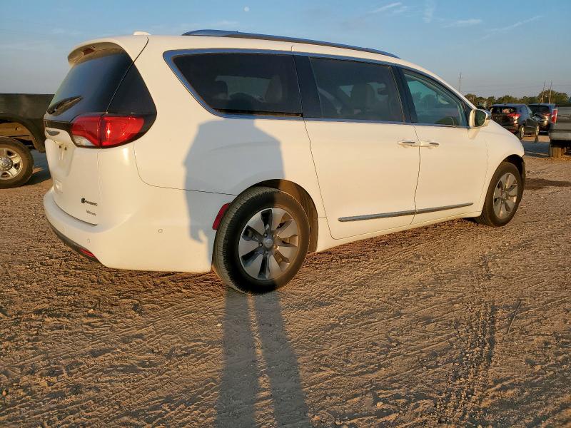Photo 3 from auction – 2018 CHRYSLER PACIFICA H with VIN 2C4RC1N76JR105143