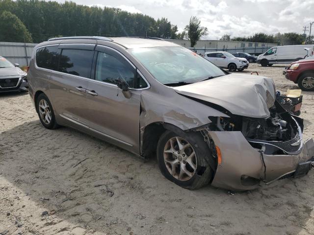 Photo 4 from auction – 2017 CHRYSLER PACIFICA T with VIN 2C4RC1EG3HR585698