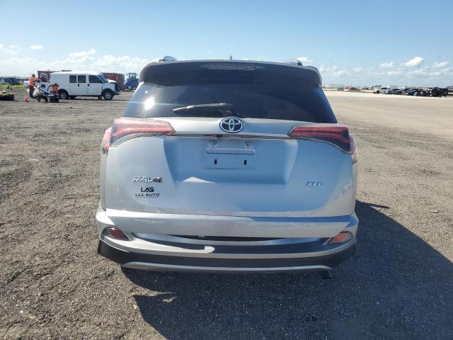 Photo 6 from auction – 2017 TOYOTA RAV4 XLE with VIN 2T3WFREV6HW365016