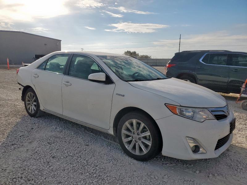 Photo 4 from auction – 2014 TOYOTA CAMRY with VIN 4T1BD1FK1EU101040